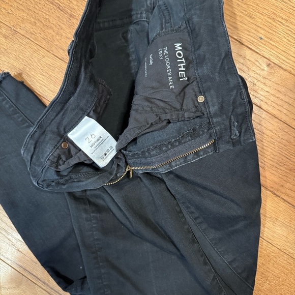 MOTHER The Looker Ankle Fray Black Skinny Jeans - Picture 3 of 4